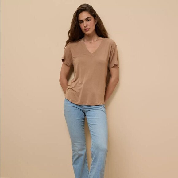 NWT American Eagle Soft & Sexy Oversized Tan V-Neck Tee Shirt - Picture 1 of 7